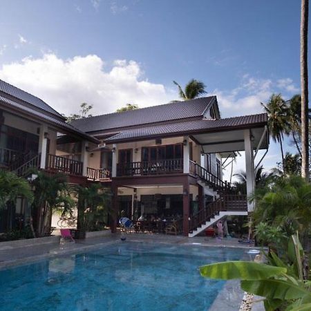 Coconut Tree Homestay Ban Wa Thon Exterior photo