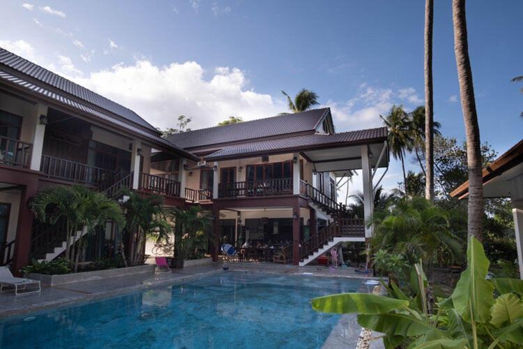 Coconut Tree Homestay Ban Wa Thon Exterior photo